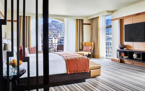 One Bedroom Marina Mountain Suite